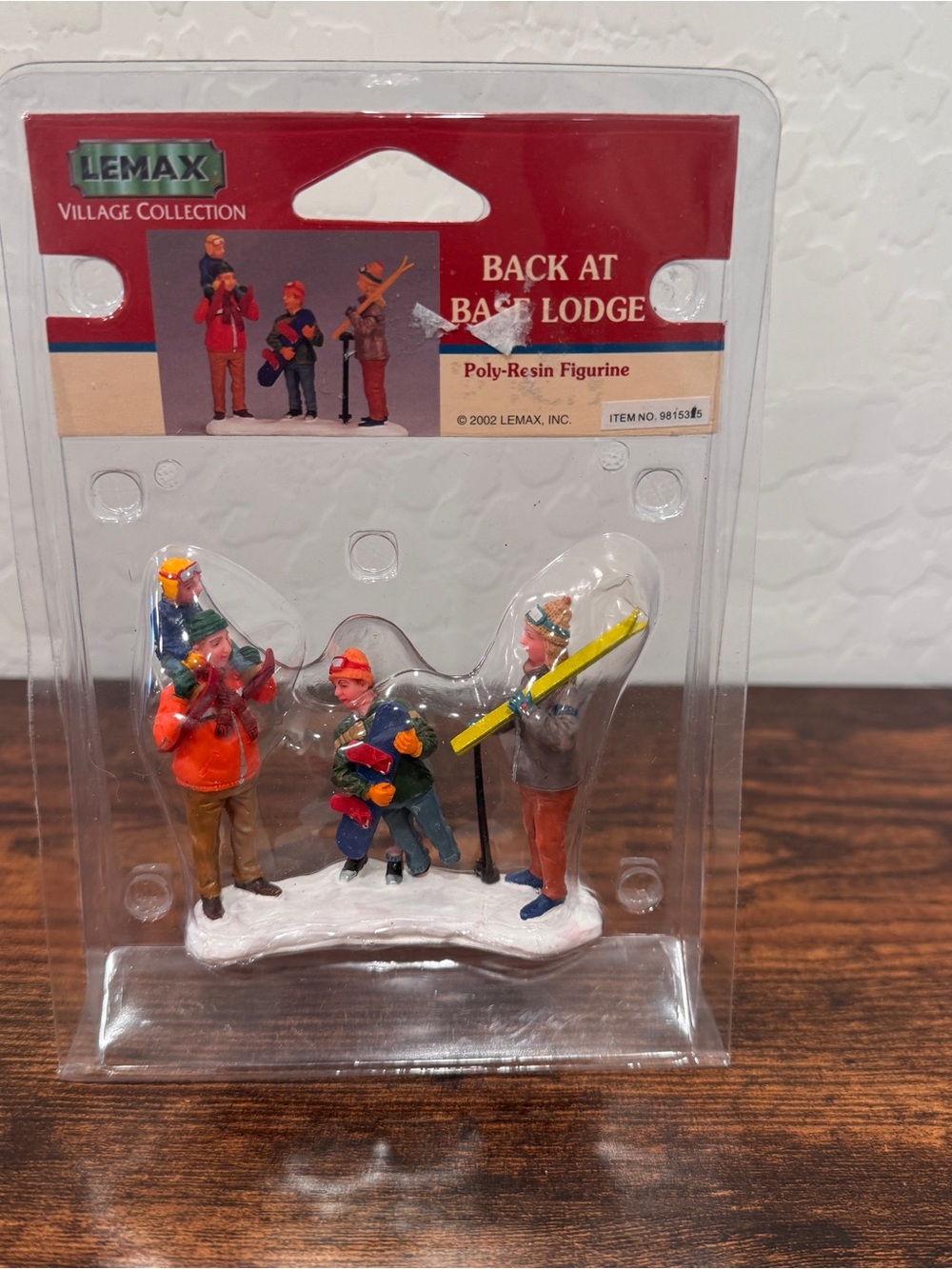 Lemax 2002 Village Collectibles "back at base lodge" Item #22558W